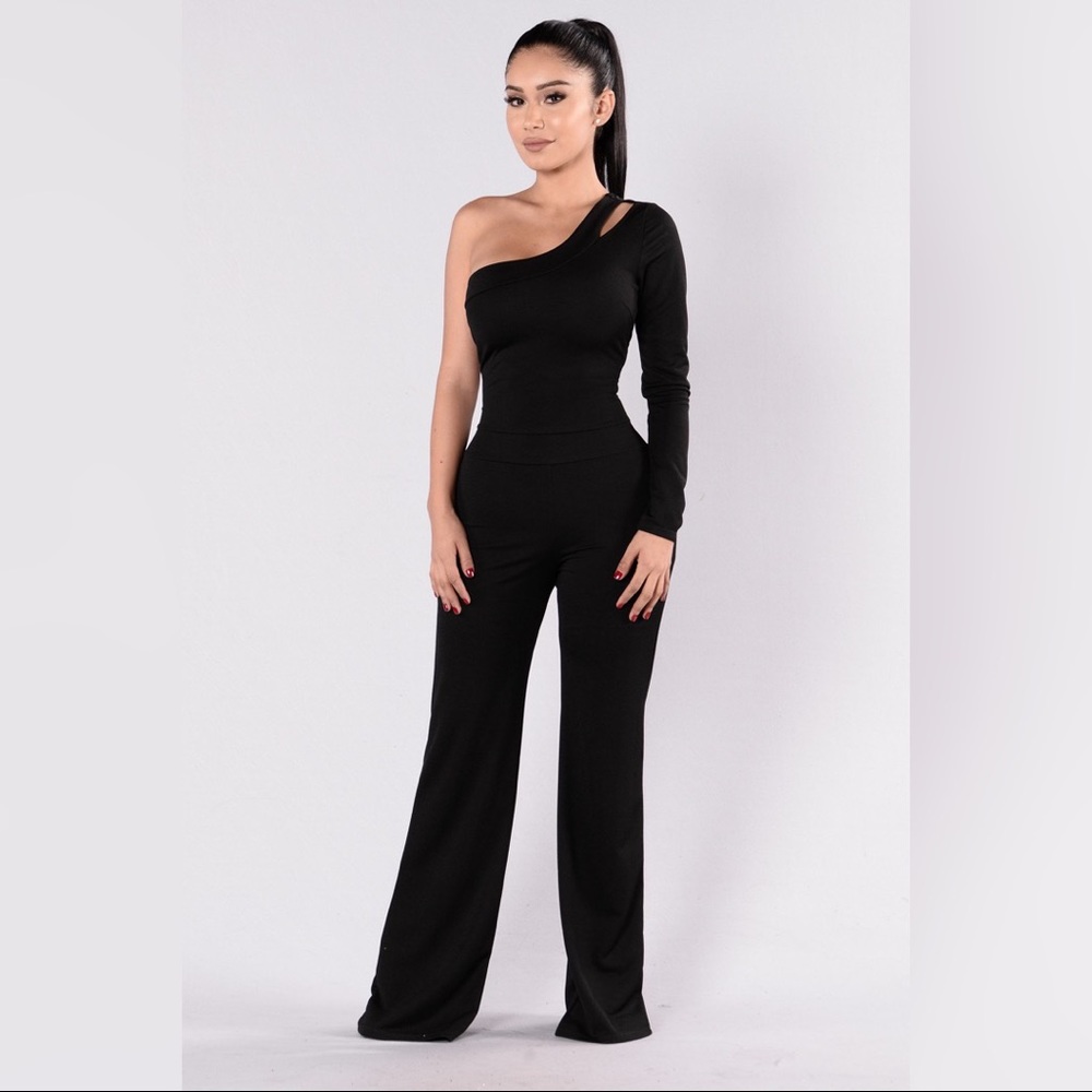 Fashion Nova Downtown Adventures Jumpsuit (Black)